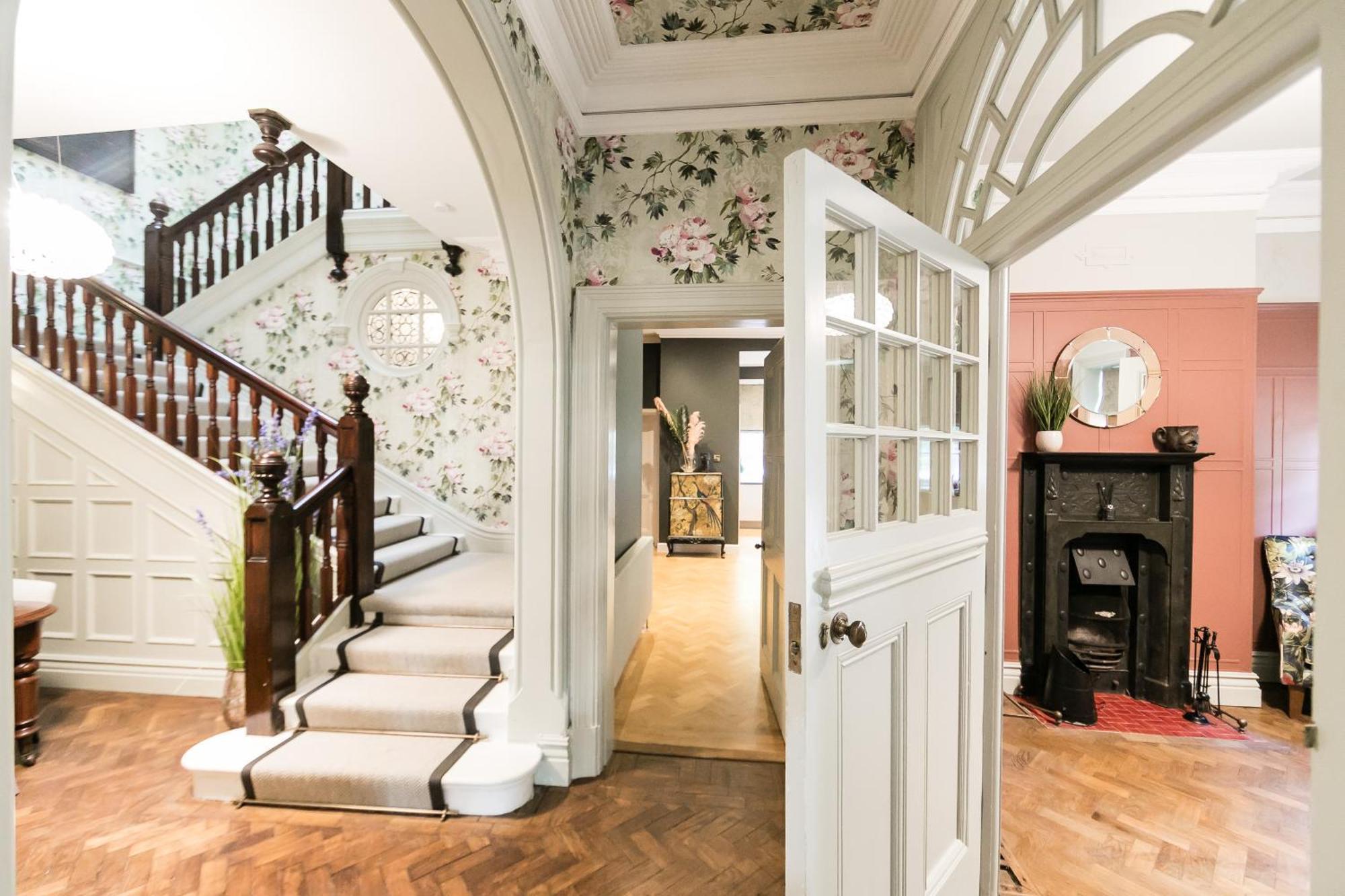 Hillthorpe Manor By Maison Parfaite - Large Country House With Hot Tub بونتفراكت المظهر الخارجي الصورة